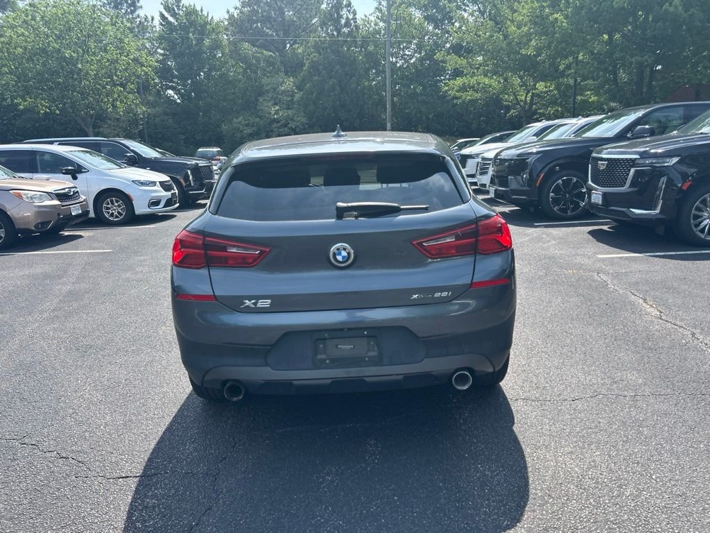 Used 2018 Gray BMW xDrive28i image 4