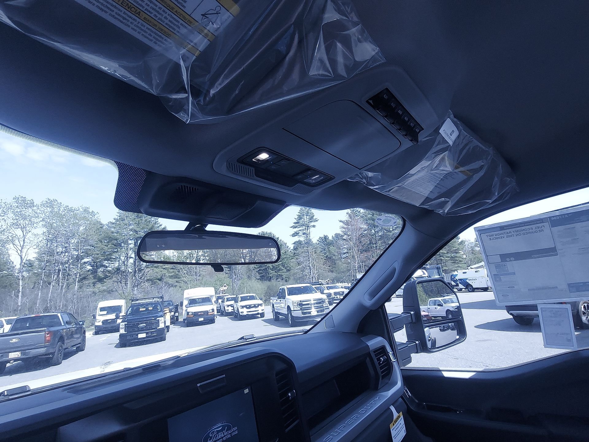 New 2026 Oxford White Ford F-450® XL image 4