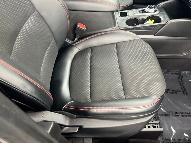 Used 2025 Gray Ford ST-Line image 24