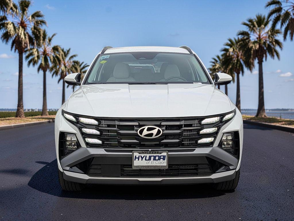 New 2026 White Hyundai SEL FWD image 3