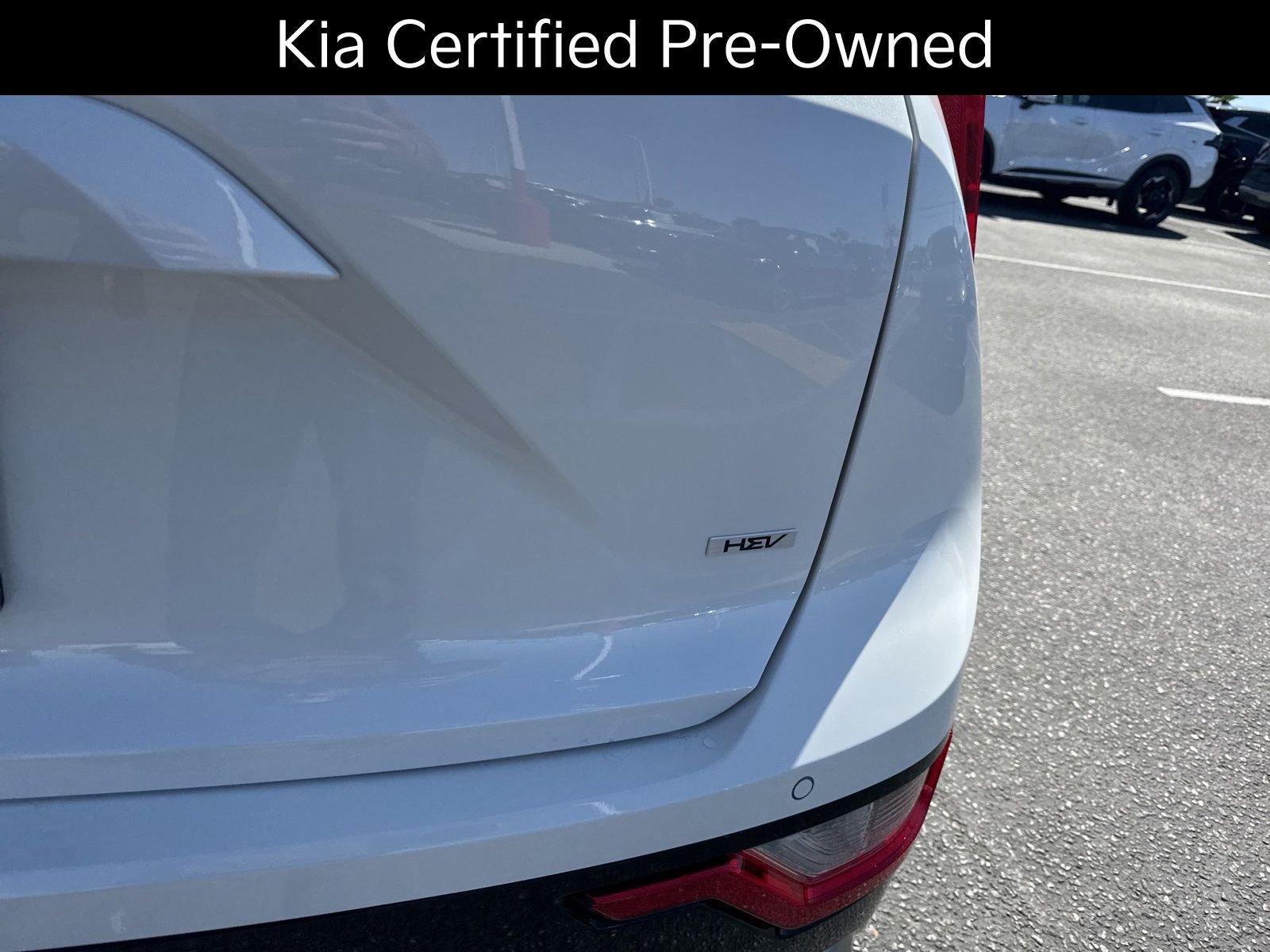 2025 Kia Niro EX Touring - Photo 13