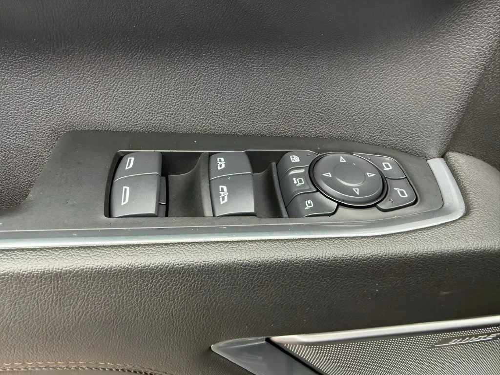 Used 2025 Black Chevrolet High Country image 18