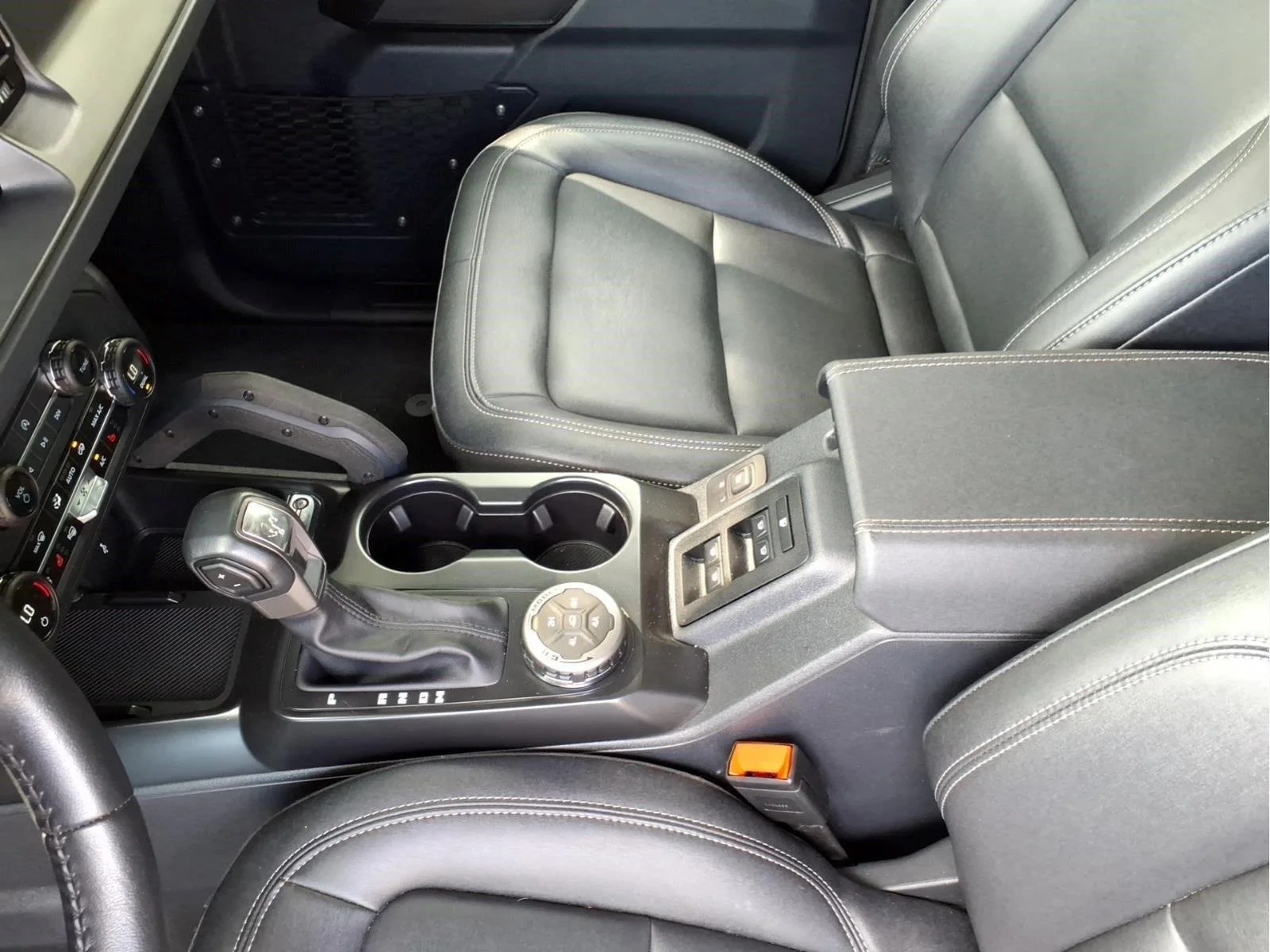 Used 2025  Ford Badlands image 23