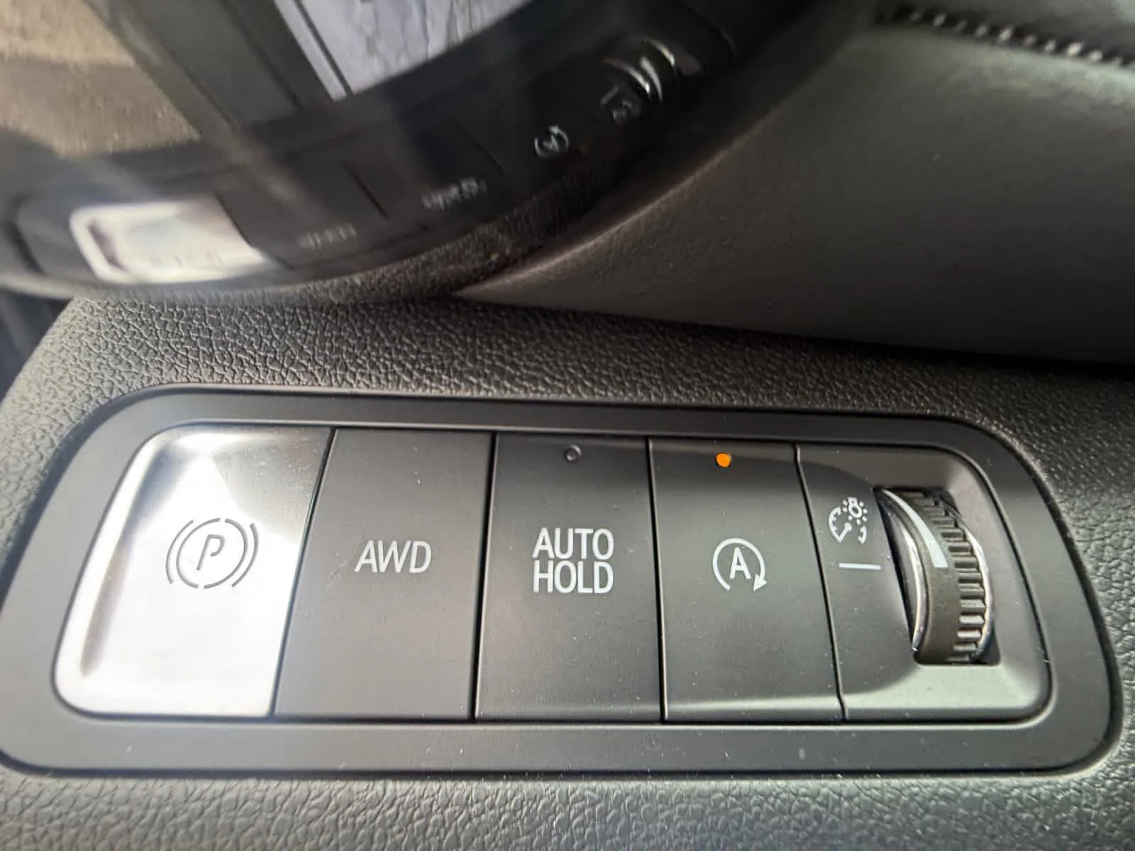 Used 2026 Mosaic Black Metallic Chevrolet AWD LT image 32