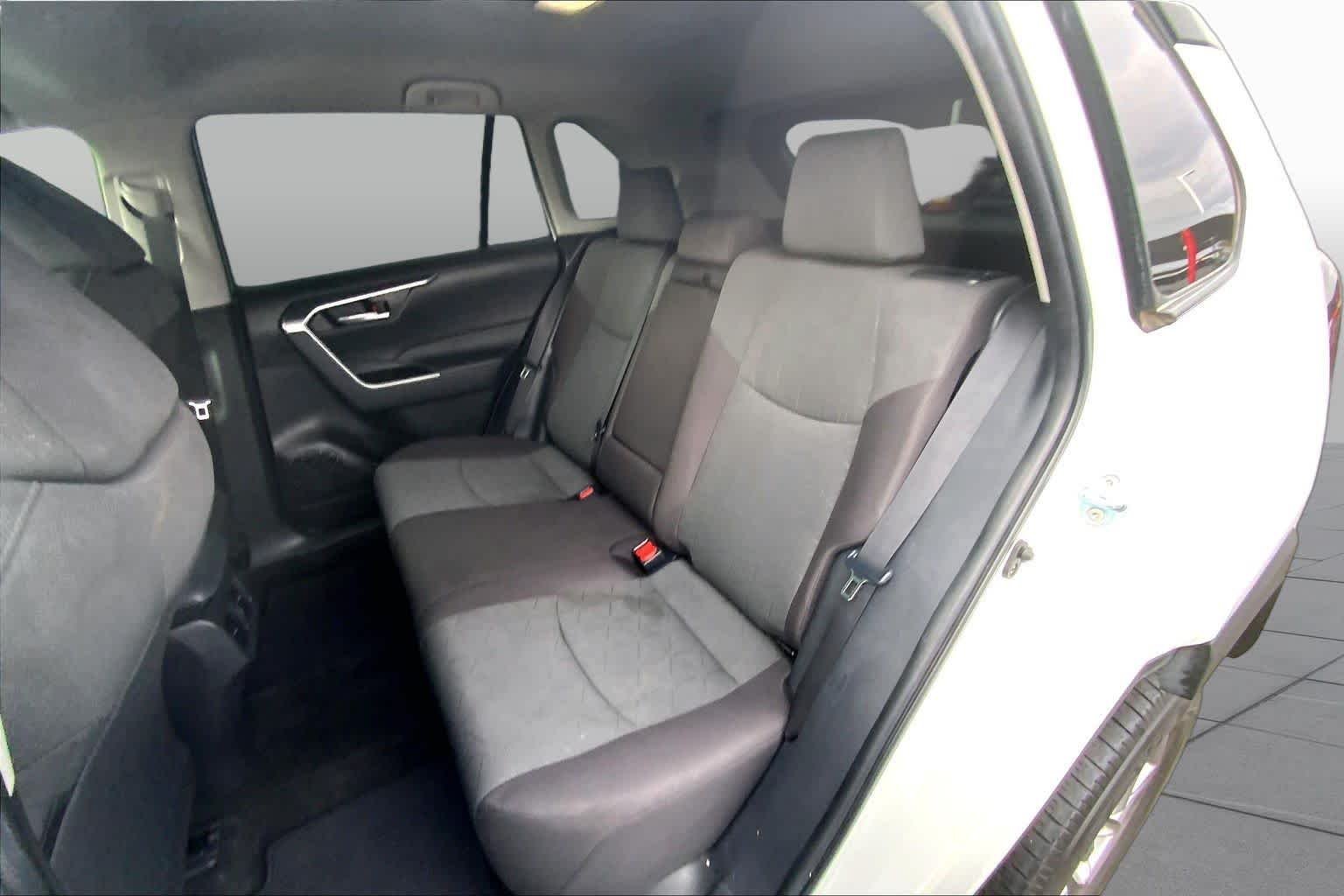 Used 2023 Ice Cap Toyota XLE image 21