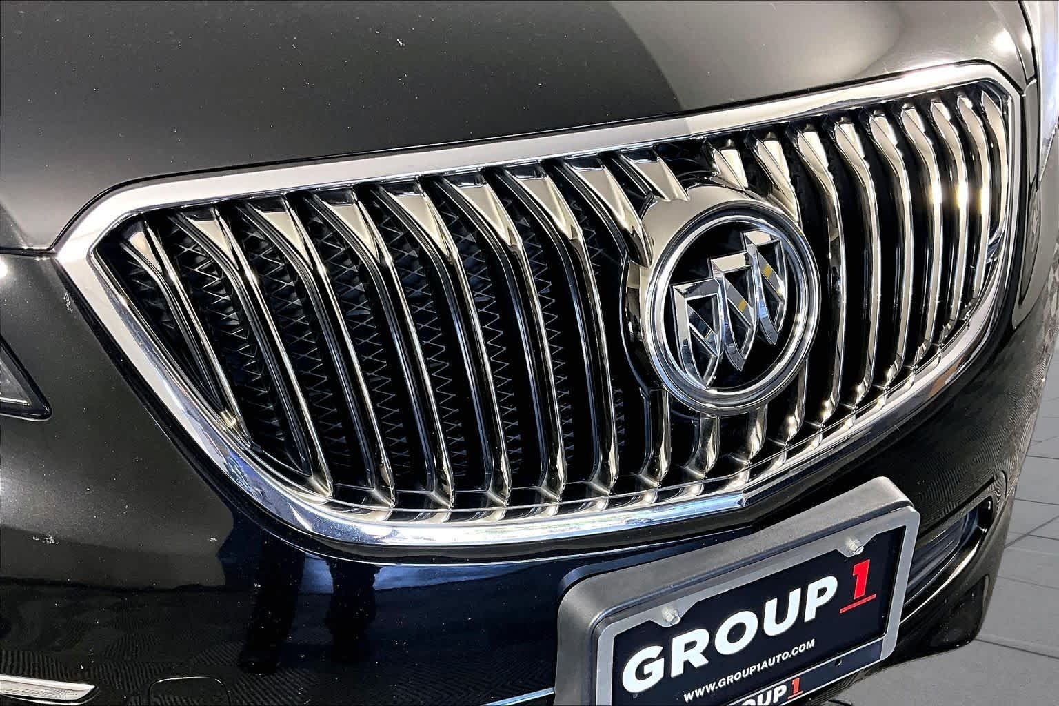 Used 2017 EBONY TWILIGHT METALLIC Buick Essence image 27