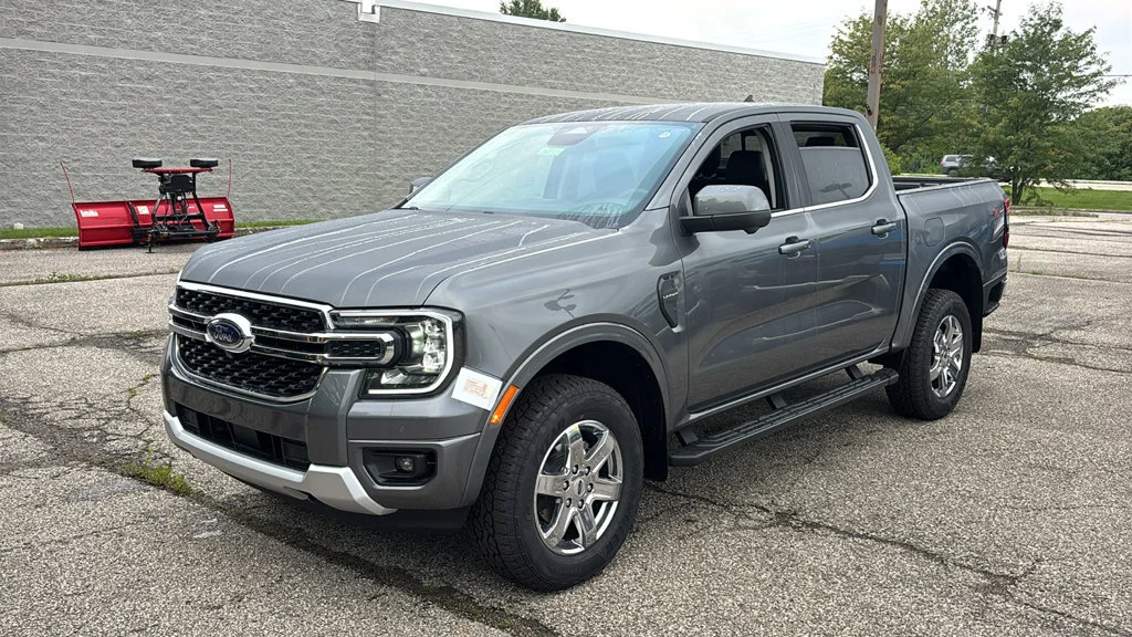 New 2026 Gray Ford Lariat image 3