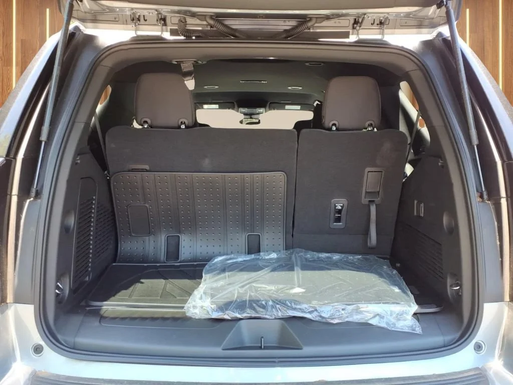 2026 Chevrolet Tahoe LS - Photo 31