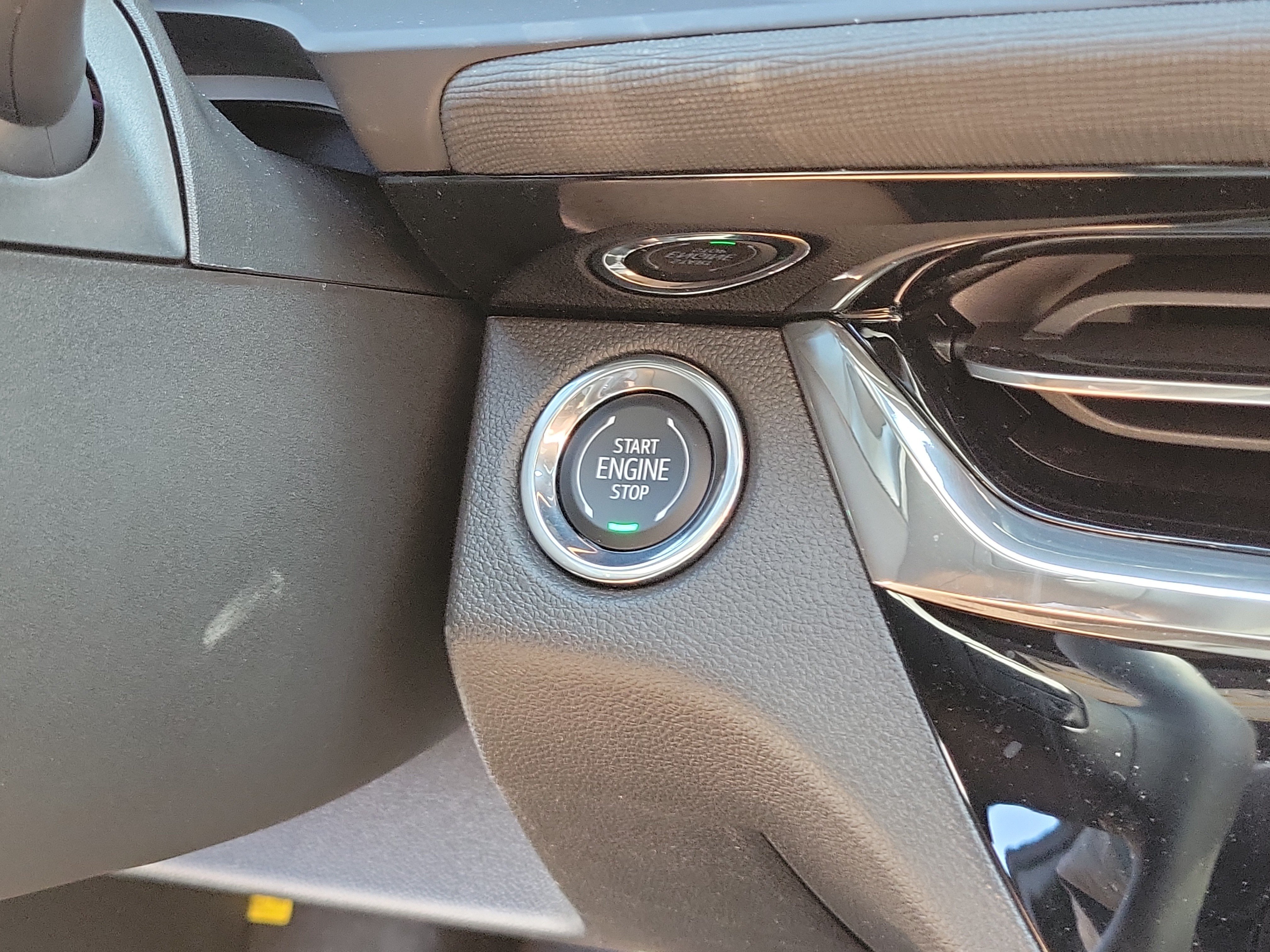 2026 Buick Envista Sport Touring - Photo 30