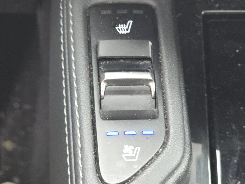 Used 2022 Black Kia SX image 7