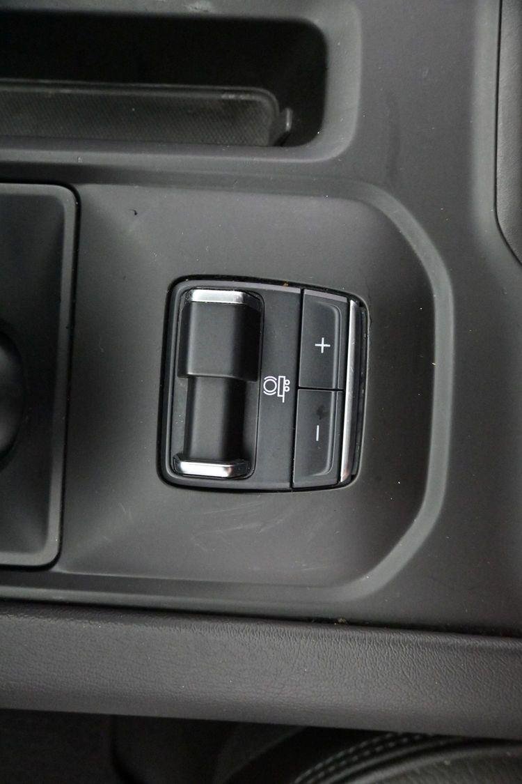 Used 2023 Summit White GMC Denali image 27