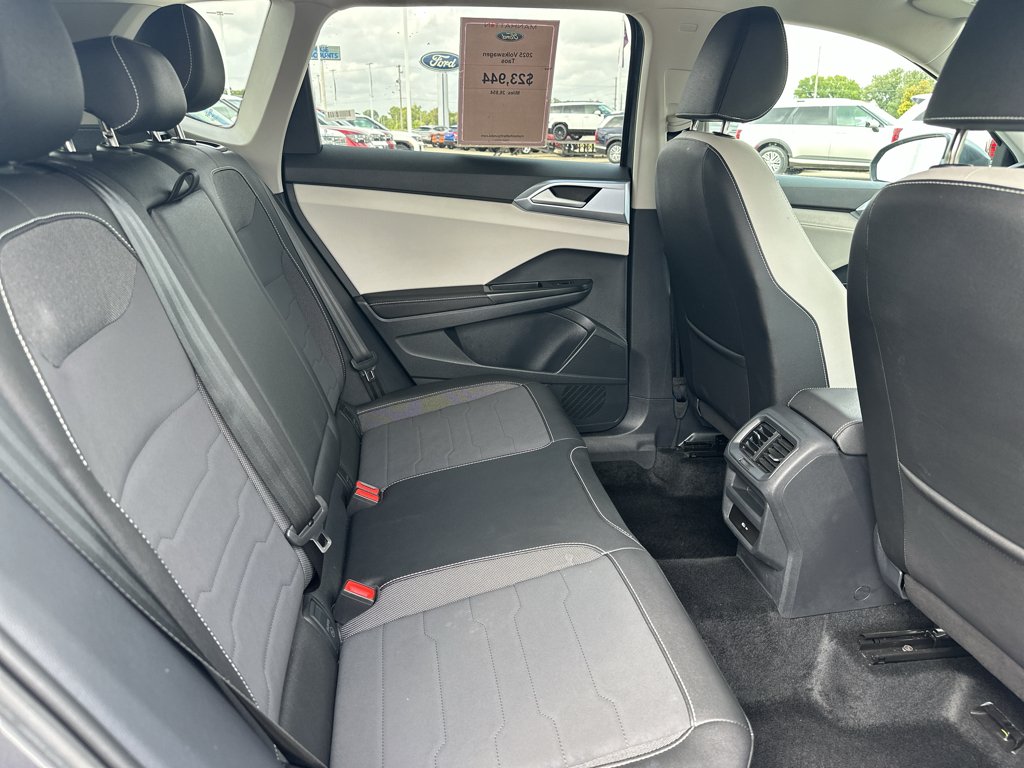 Used 2025 Pyrite Silver Metallic Volkswagen SE 4Motion image 5