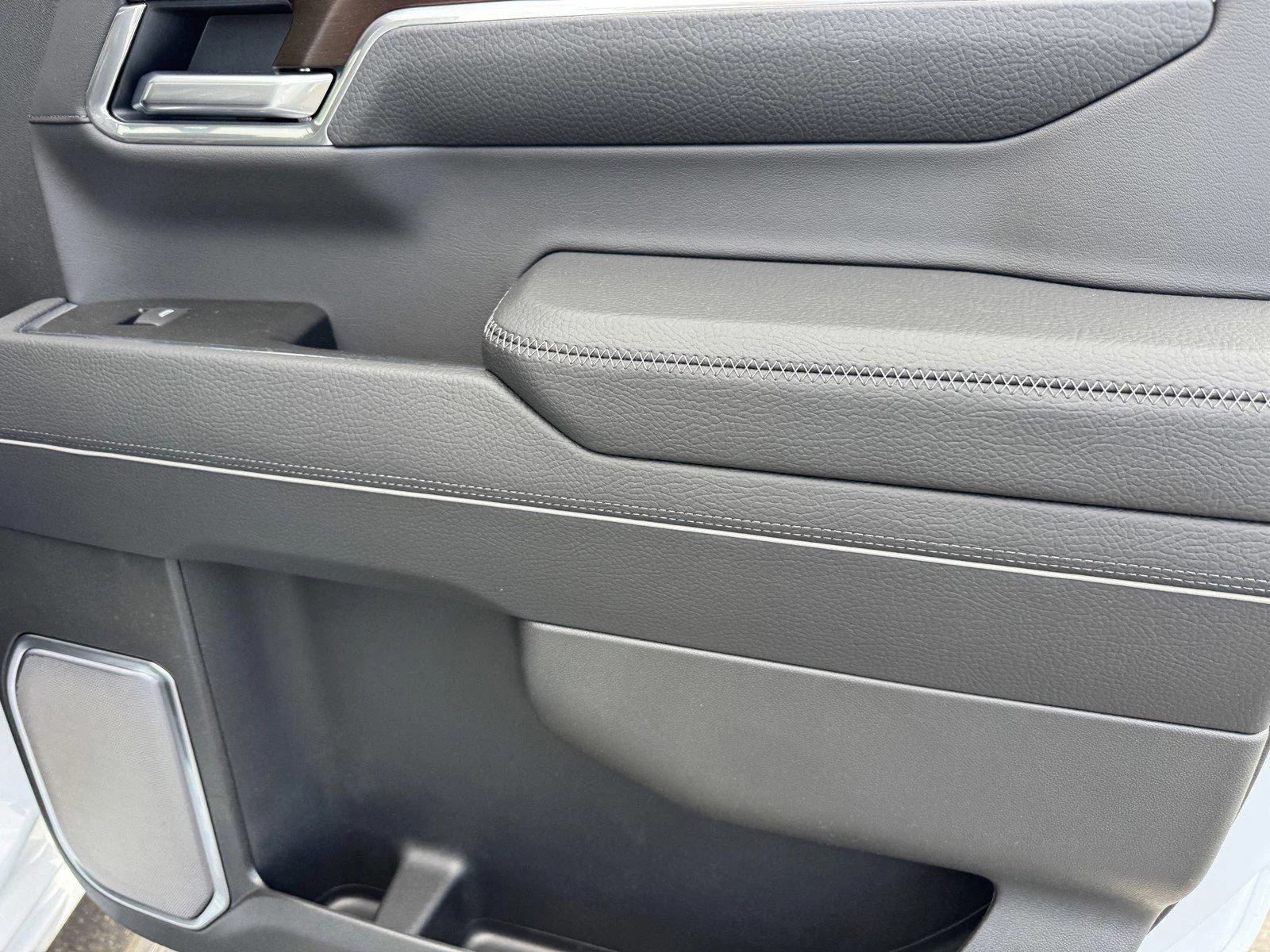 New 2026 Glacier White Tricoat GMC Denali image 11