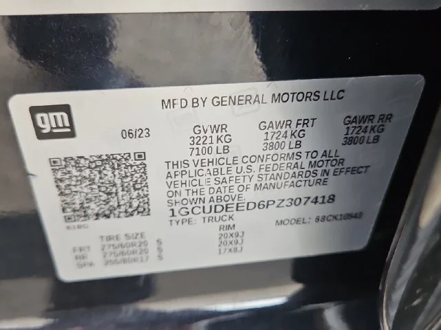 Used 2023 DARK ASH METALLIC Chevrolet RST image 29
