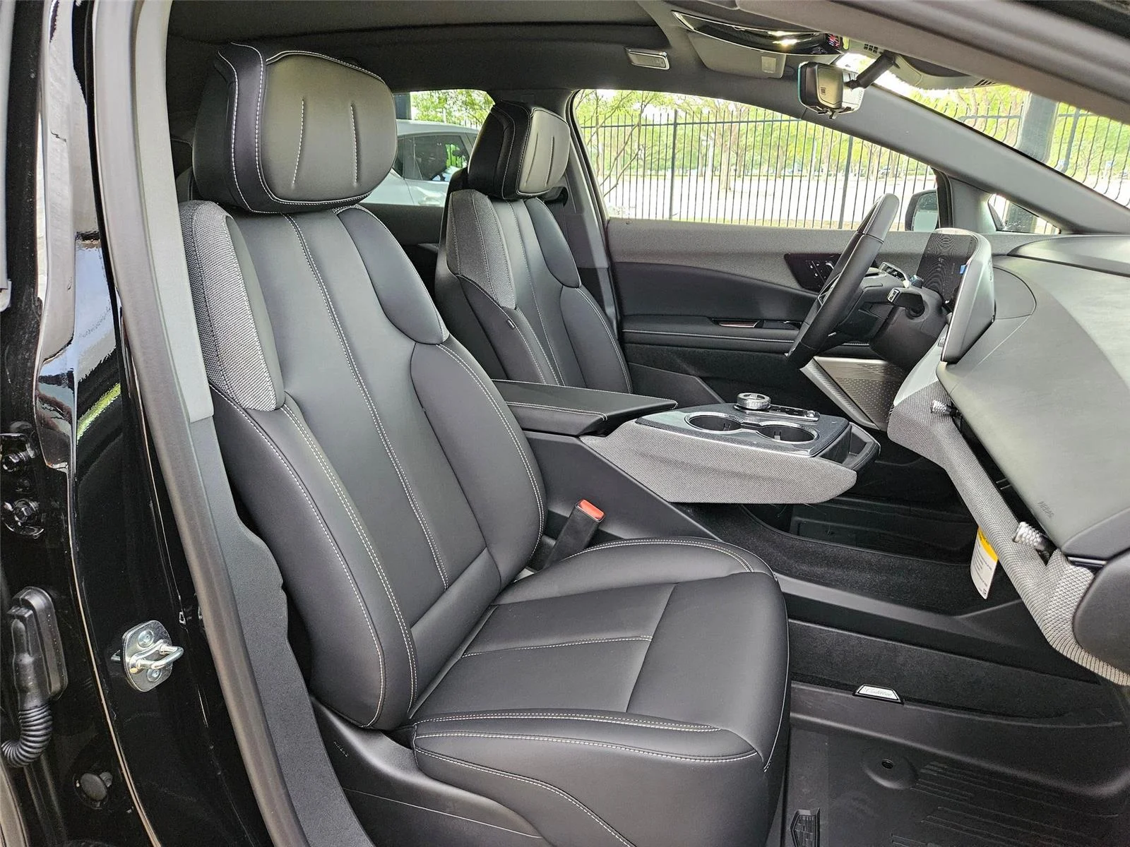2026 Cadillac OPTIQ Sport - Photo 26
