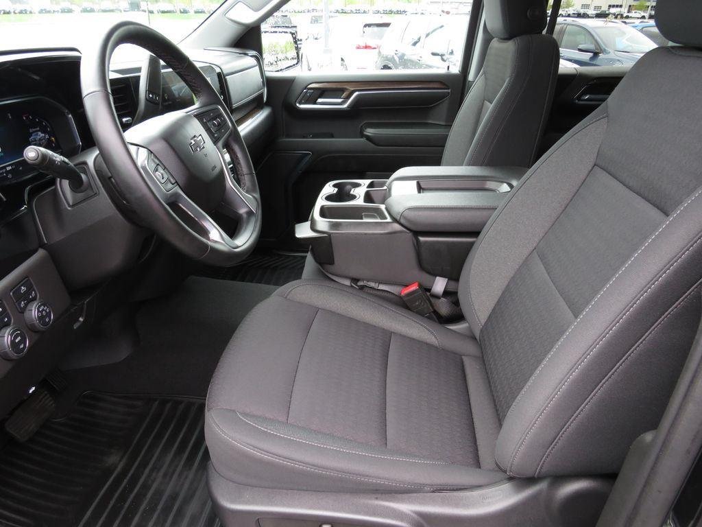 Used 2023 Black Chevrolet RST image 19