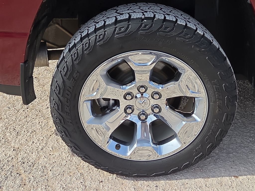 Used 2022 Red Ram Big Horn/Lone Star image 13