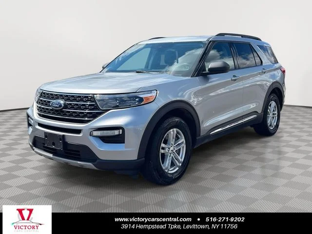 2022 Ford Explorer XLT 4WD's photo