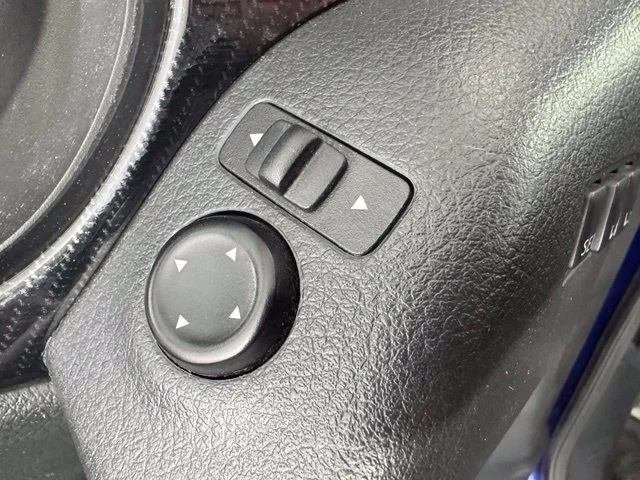 Used 2020 Blue Nissan SL image 35
