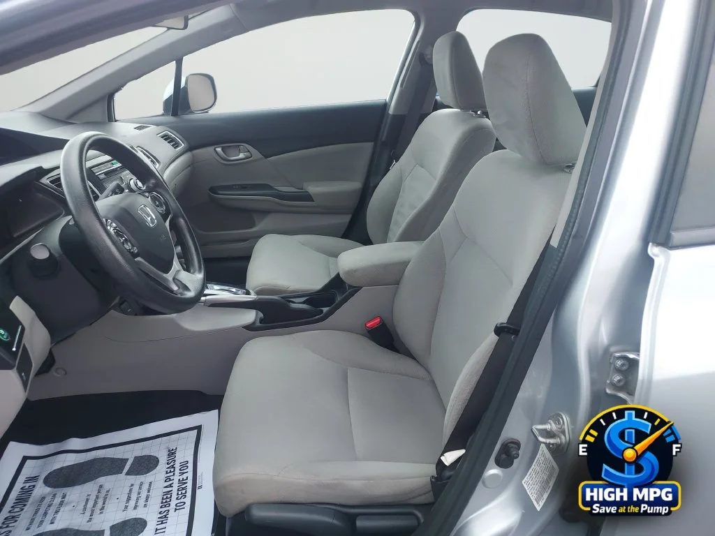 Used 2013 Silver Honda LX image 28