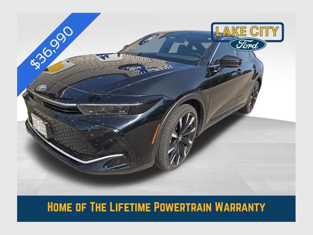 Used 2023 Black Toyota Platinum image 1