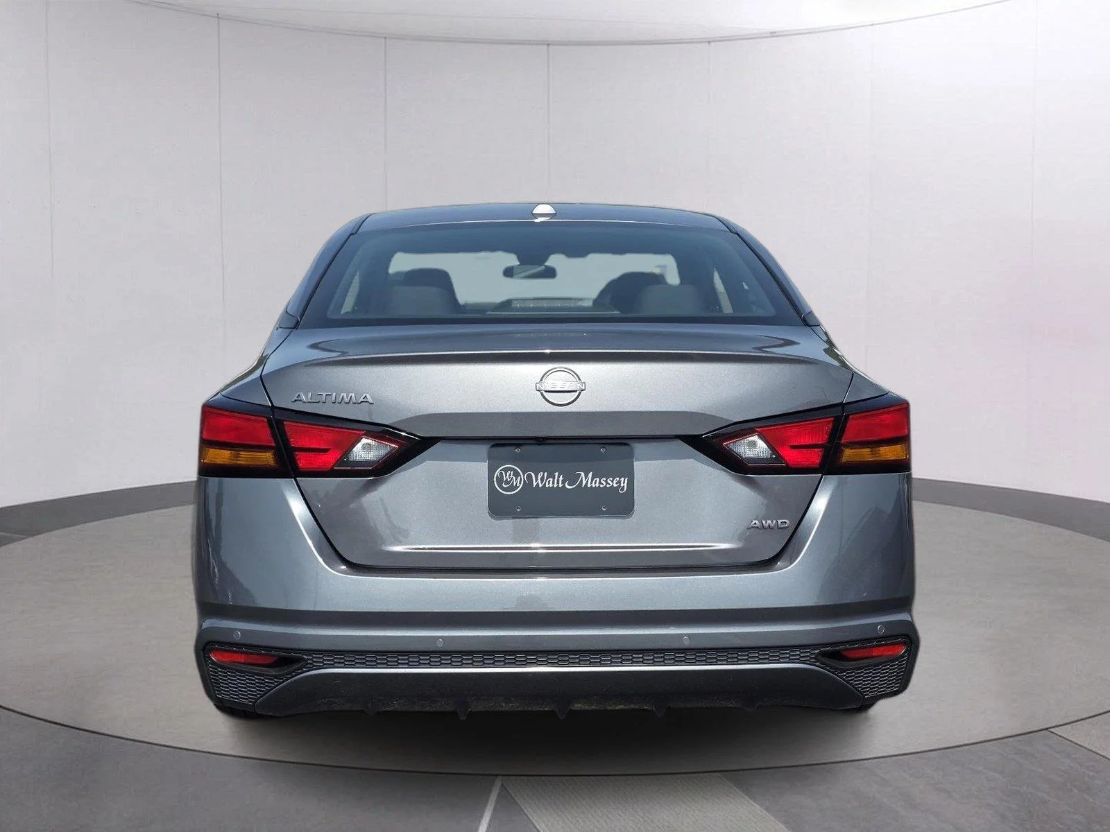 Used 2025 Gun Metallic Nissan SV image 6