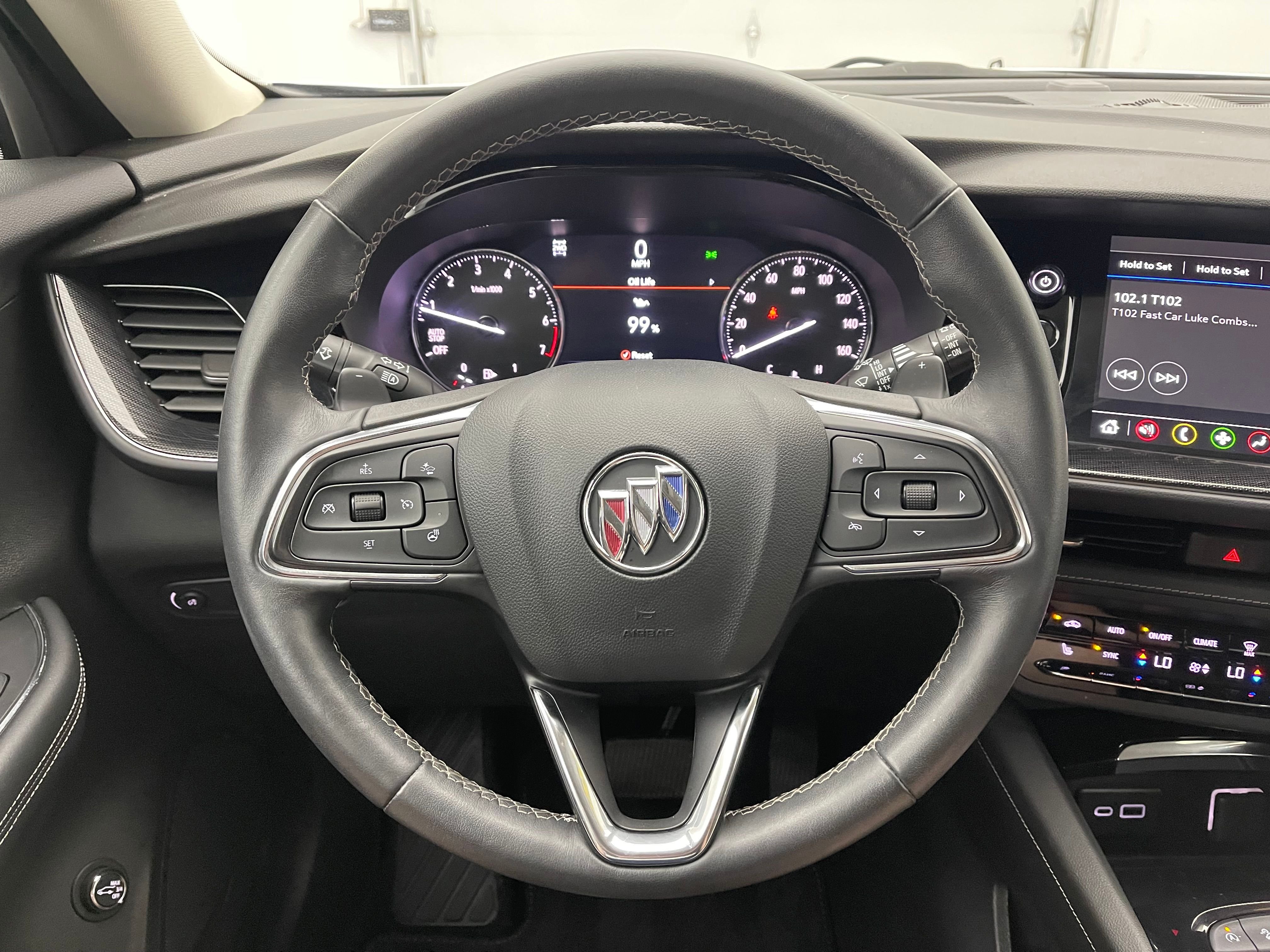 Used 2023 Summit White Buick Essence image 19