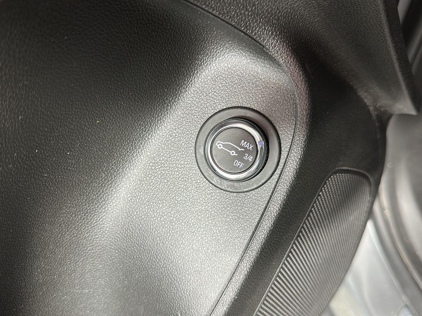 Used 2024 Moonstone Gray Metallic Buick Avenir image 9