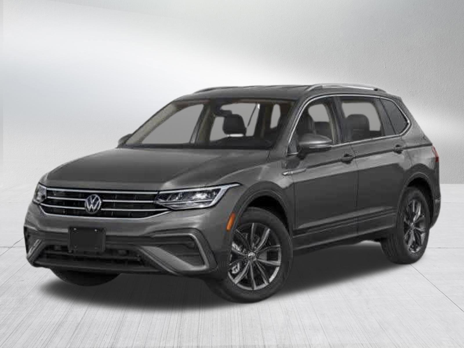 Used 2022 Volkswagen Tiguan SE with VIN 3VV2B7AX3NM137561 for sale in St. Louis Park, MN