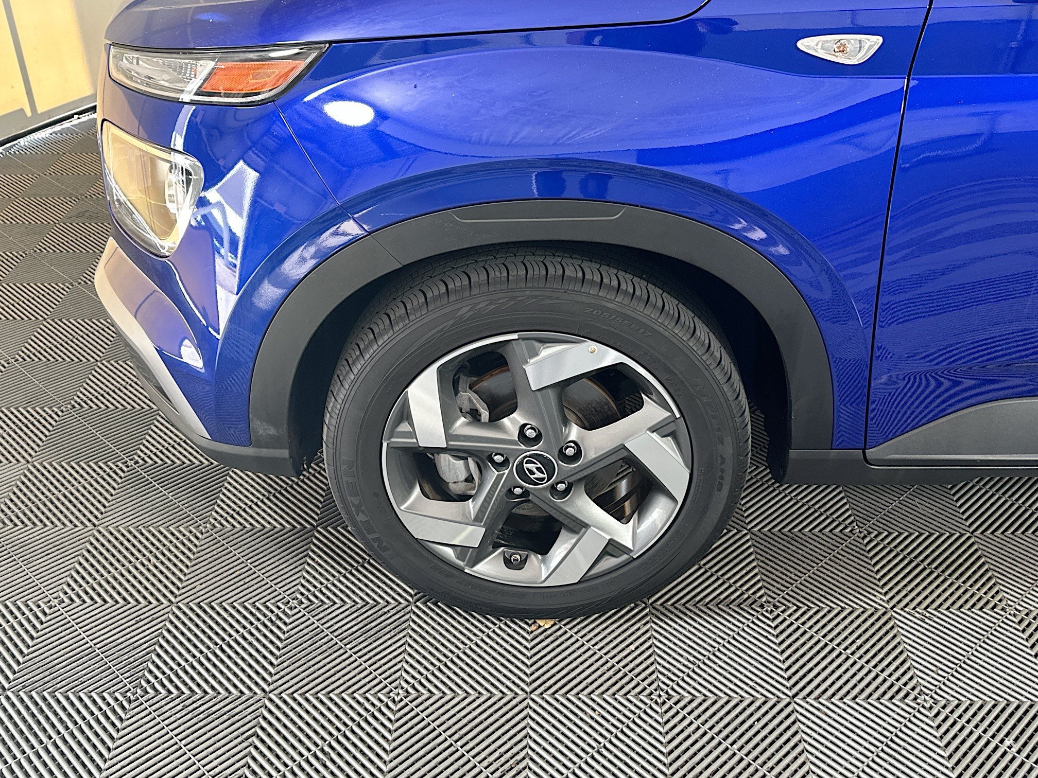Used 2025 Intense Blue Hyundai SEL image 11
