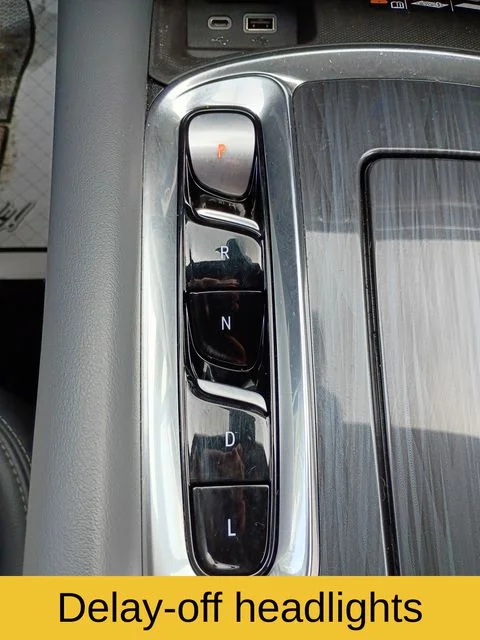 Used 2024 Black Buick Essence image 18