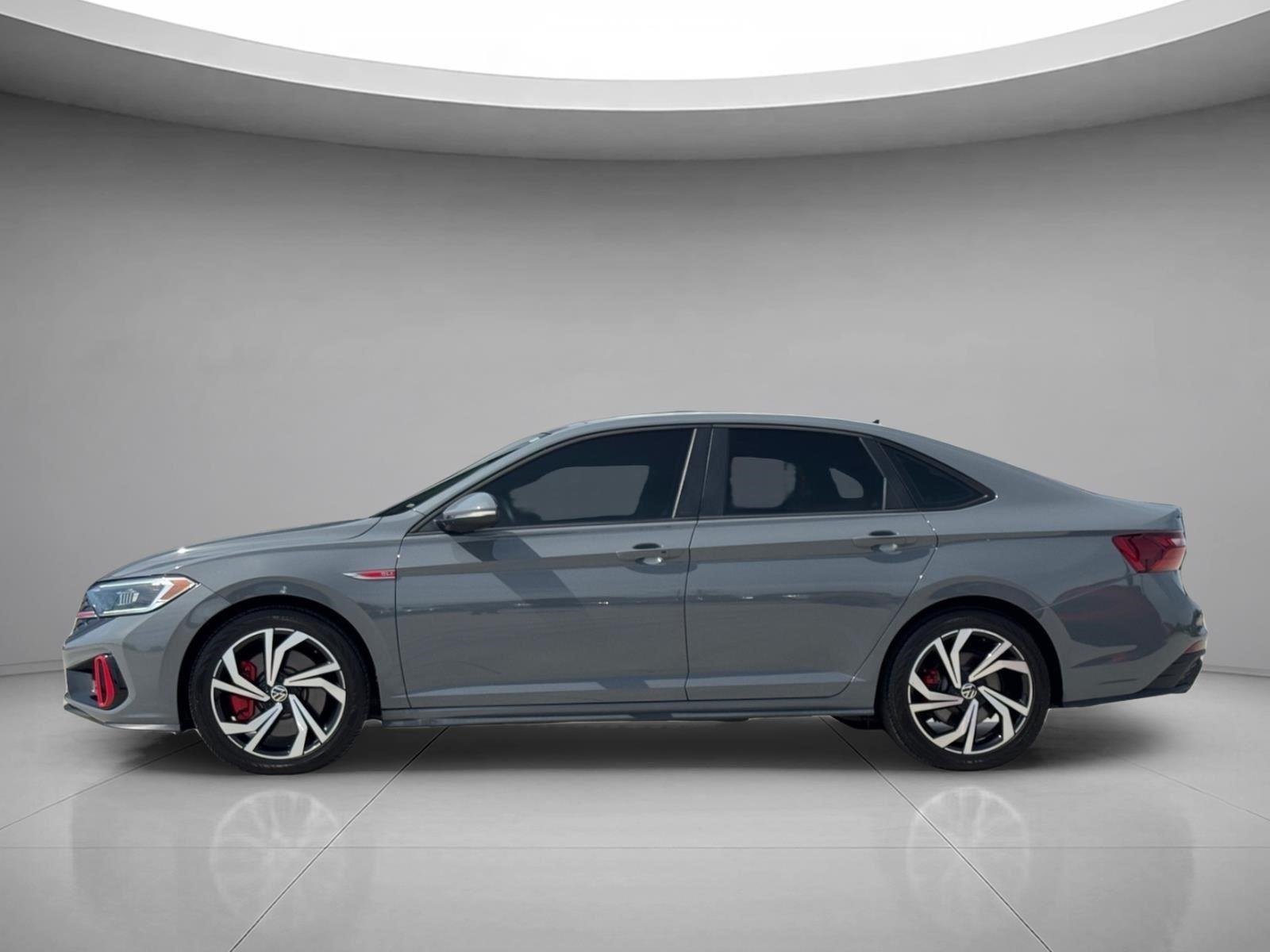 Used 2022 Pure Gray w/Black Roof Volkswagen Autobahn image 2