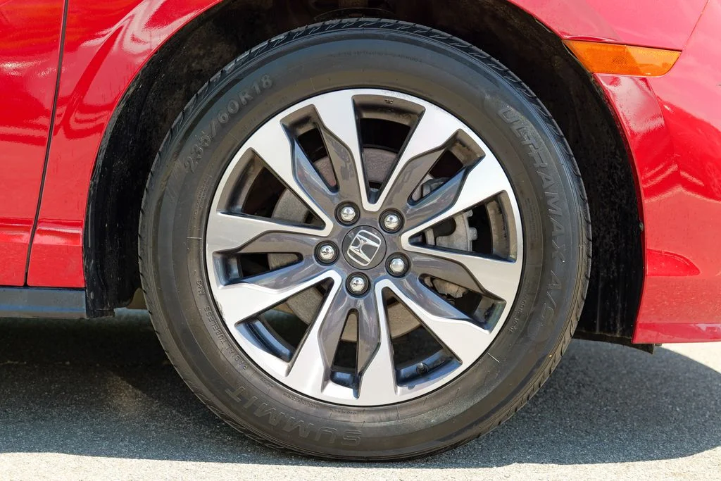Used 2023 Red Honda EX-L image 12