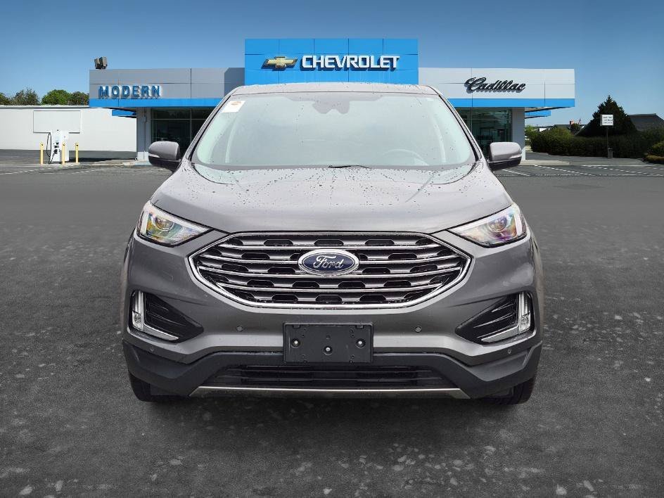 Used 2024  Ford Titanium image 8