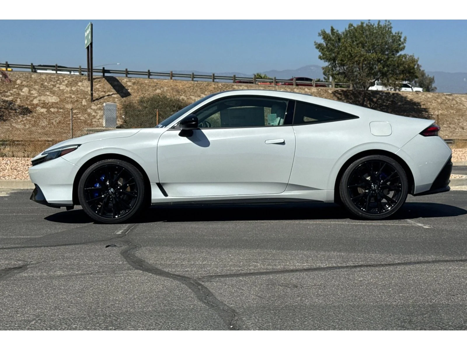 New 2026 Winter Frost Pearl Honda 2-Tone image 8