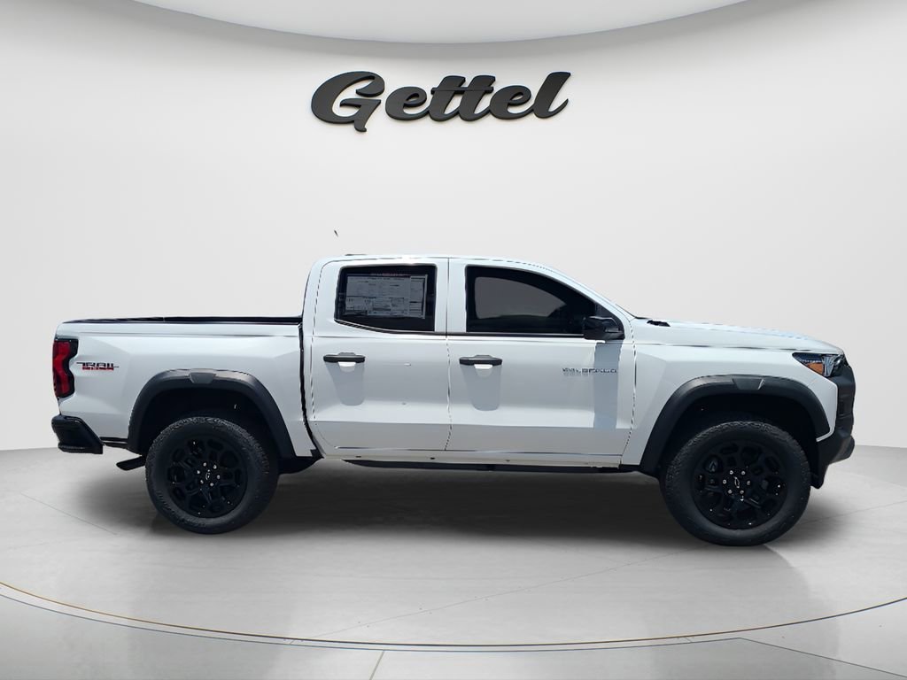 New 2026 Summit White Chevrolet Trail Boss image 4