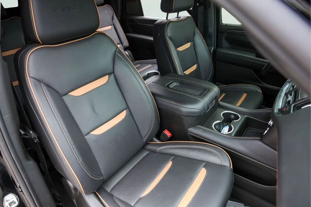 Used 2024 Black GMC AT4 image 36