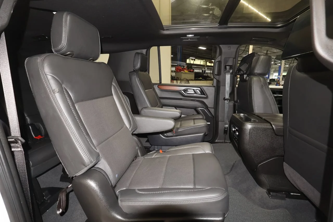 Used 2026 Glacier White Tricoat GMC Denali image 29