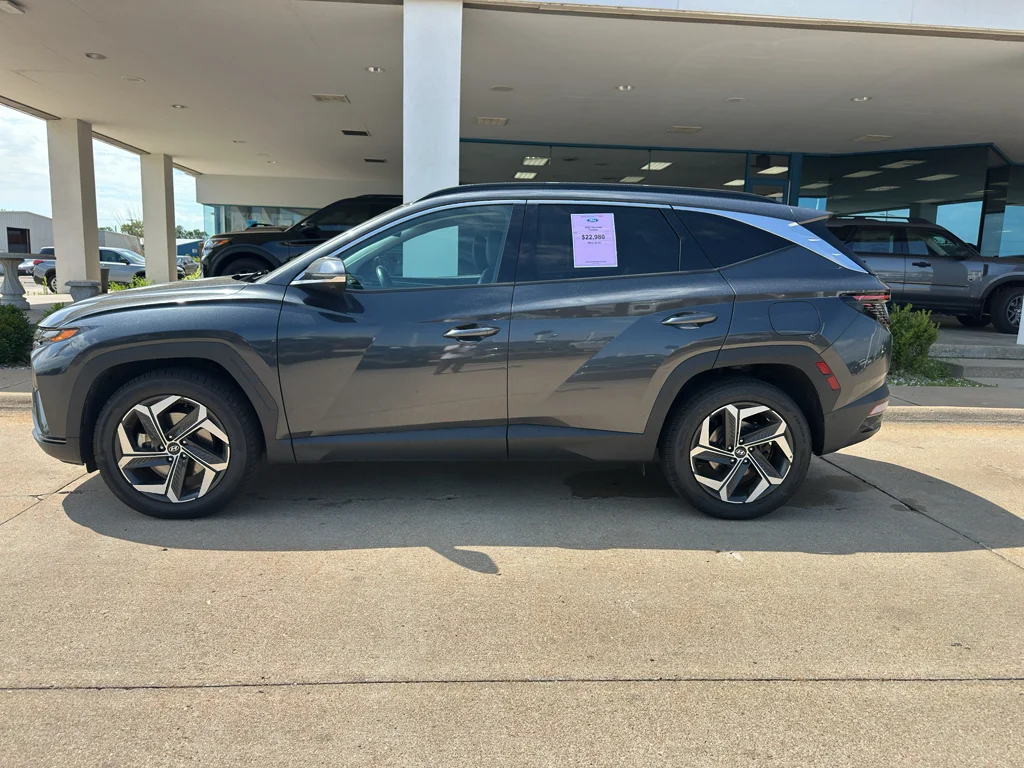 Used 2023 Gray Hyundai Limited image 4