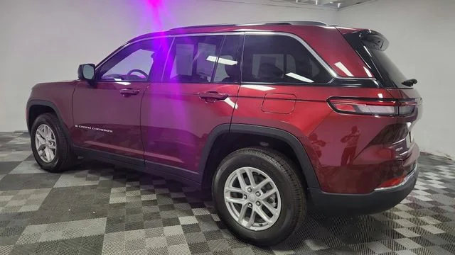 2025 Jeep Grand Cherokee Laredo - Photo 5