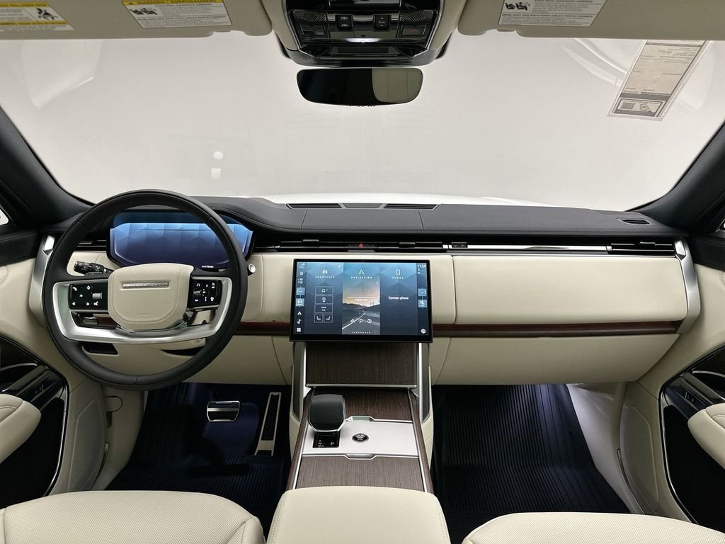 New 2026 Fuji White Land Rover SE image 8