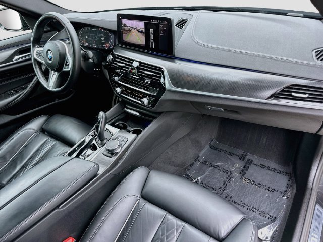 Used 2023 Gray BMW M550i xDrive image 32