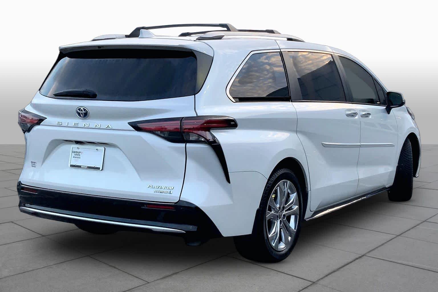 Used 2023 Wind Chill Pearl Toyota Platinum image 12