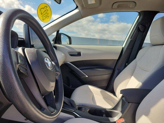 Certified Used 2023 WIND CHILL PEARL Toyota  image 19