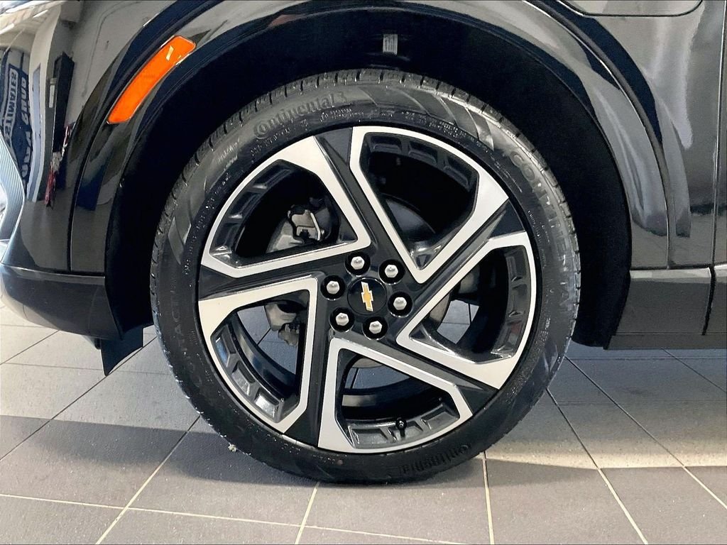 Used 2026 Black Chevrolet LT image 7