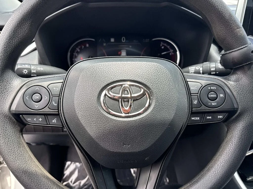 Used 2024 White Toyota XLE image 29