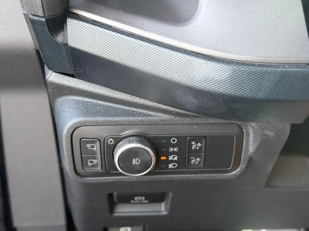 Certified Used 2021 Shadow Black Ford Outer Banks image 26