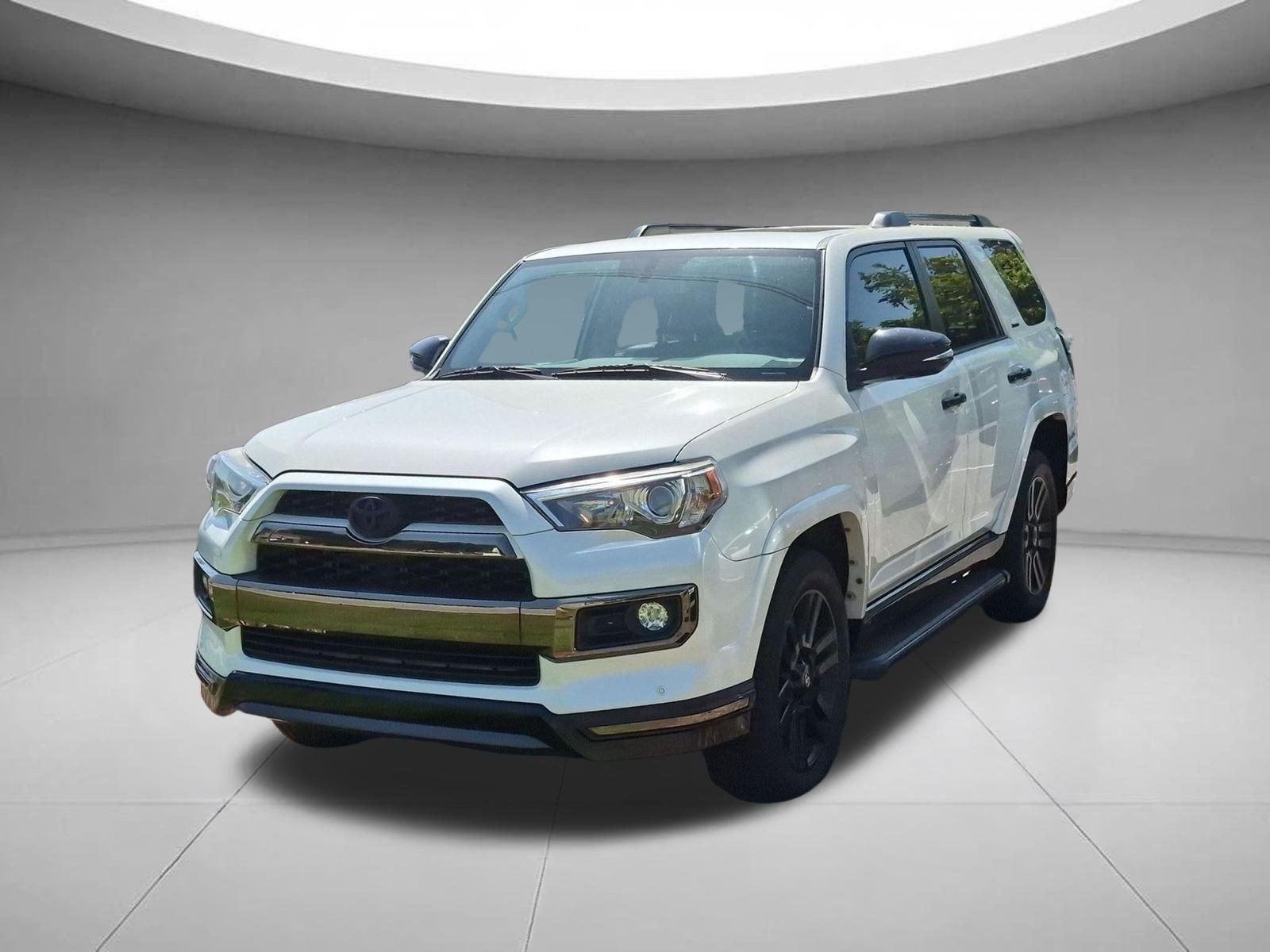 Used 2019 Blizzard Pearl Toyota Limited image 1