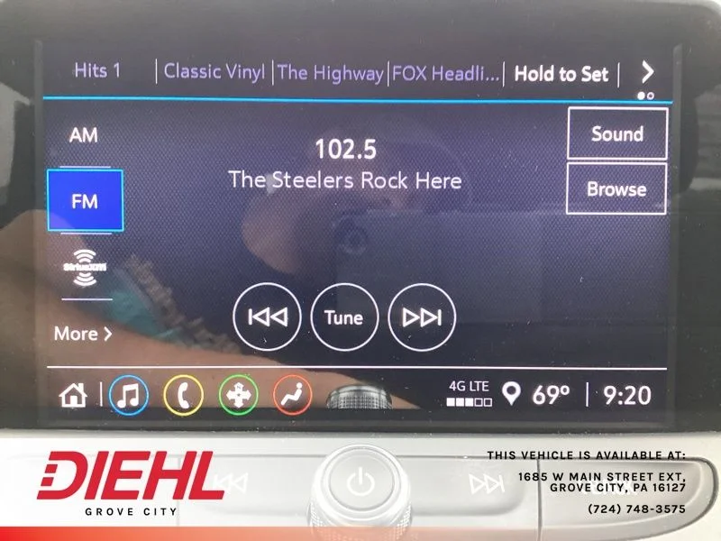Used 2021 Silver Chevrolet LT image 26