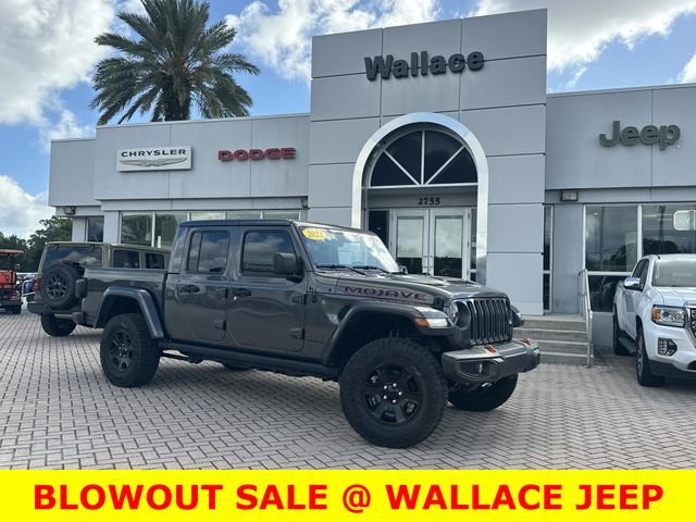 Used 2023 Gray Jeep Mojave image 1